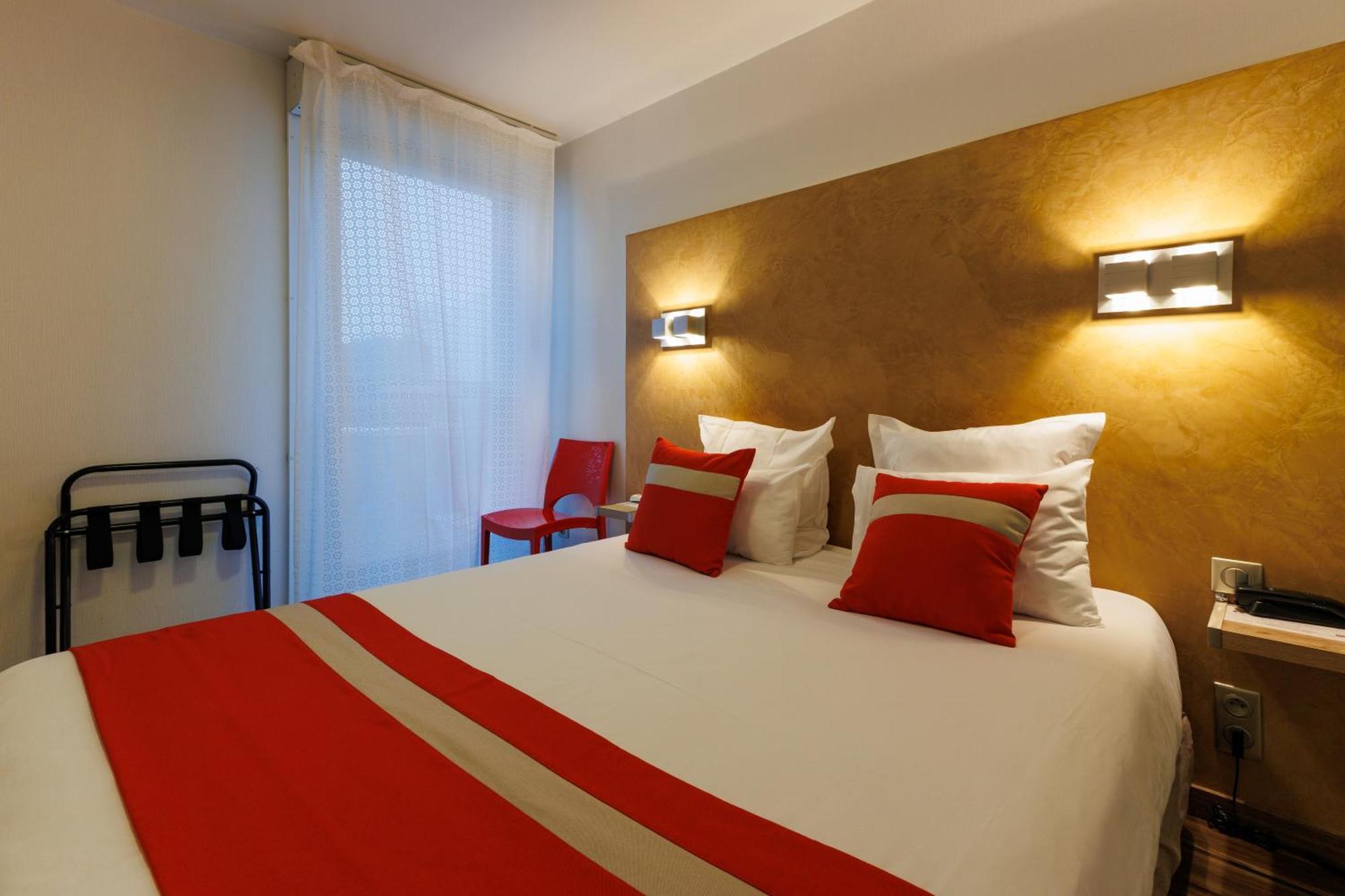 Logis Hotel Le Rochelois La Rochelle  Esterno foto