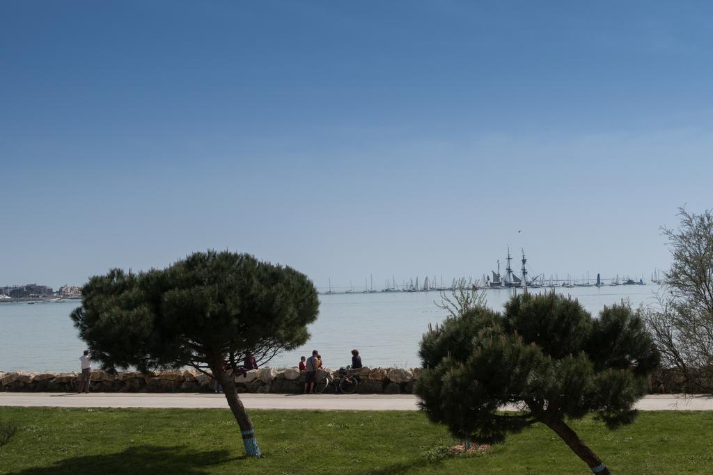 Logis Hotel Le Rochelois La Rochelle  Esterno foto
